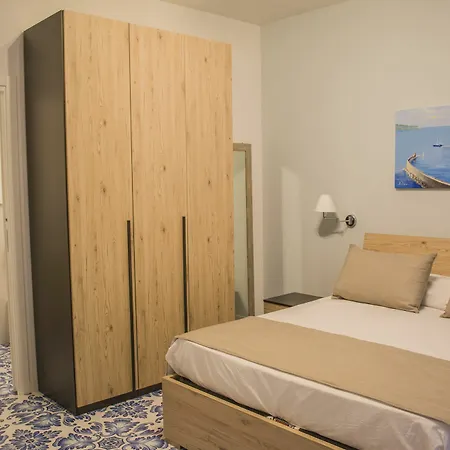 Marylu Apartment